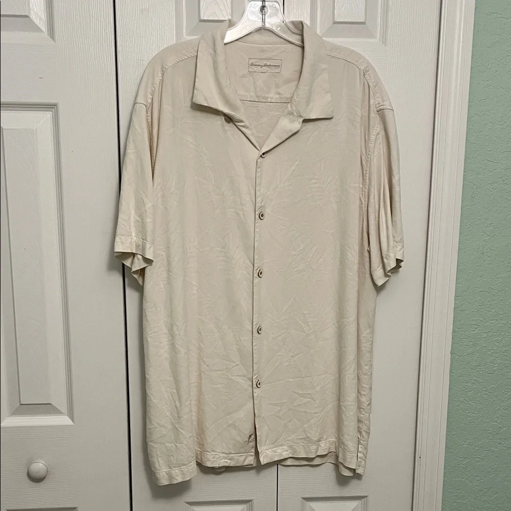 Tommy Bahama Beige Short Sleeve Shirt - Picture 6 of 7